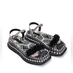 Farm Rio Floral Print Platform Sandals(Size 8)